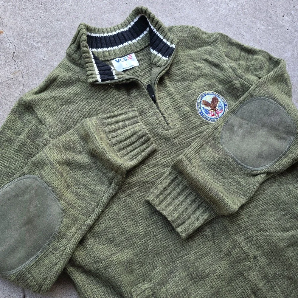 Departments of Veterans Affairs Sweater Size L Green Quarter Zip Pullover Patch